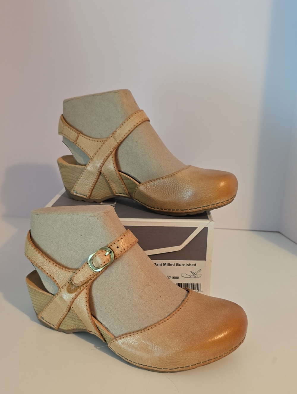 Dansko Women's Tiffani Tan Leather Wedge Clog with Buckle Strap EU Size 40